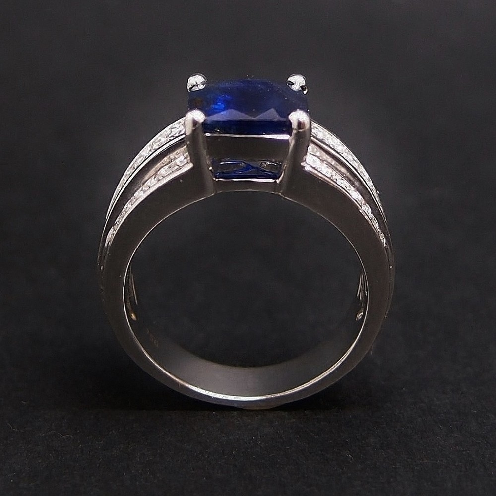 Bague Or Gris K Saphir Ct Naturel Non Chauff Royal Blue Et